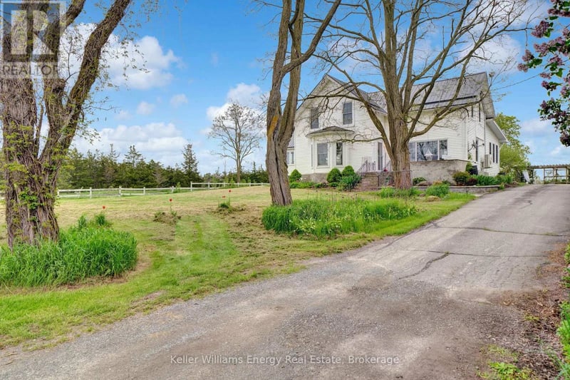 1727 County Rd 14 Road, Prince Edward County (Sophiasburg Ward), Ontario, K0K1A0, Prince Edward County (Sophiasburg Ward), Ontario — photo 1 of 5