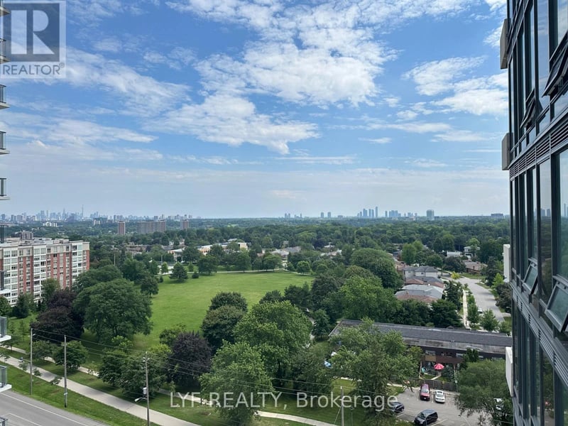 #1207 4010 Eglinton Avenue West, Toronto (Humber Heights), Ontario, M9A0G5, Toronto (Humber Heights), Ontario — photo 1 of 5