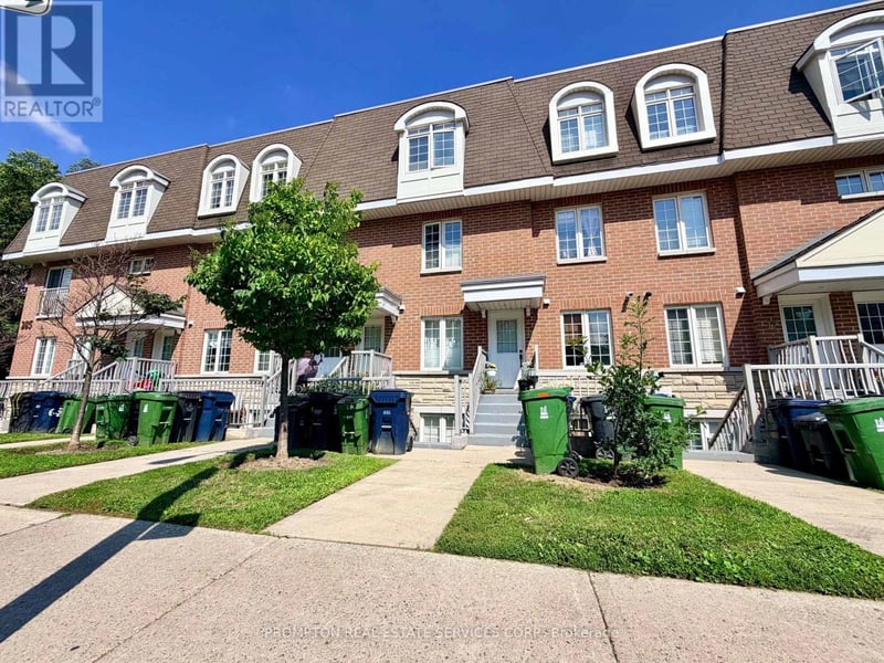 #11 285 ANTIBES Drive, Toronto (Westminster-Branson), Ontario, M2R3X9, Toronto (Westminster-Branson), Ontario — photo 1 of 5