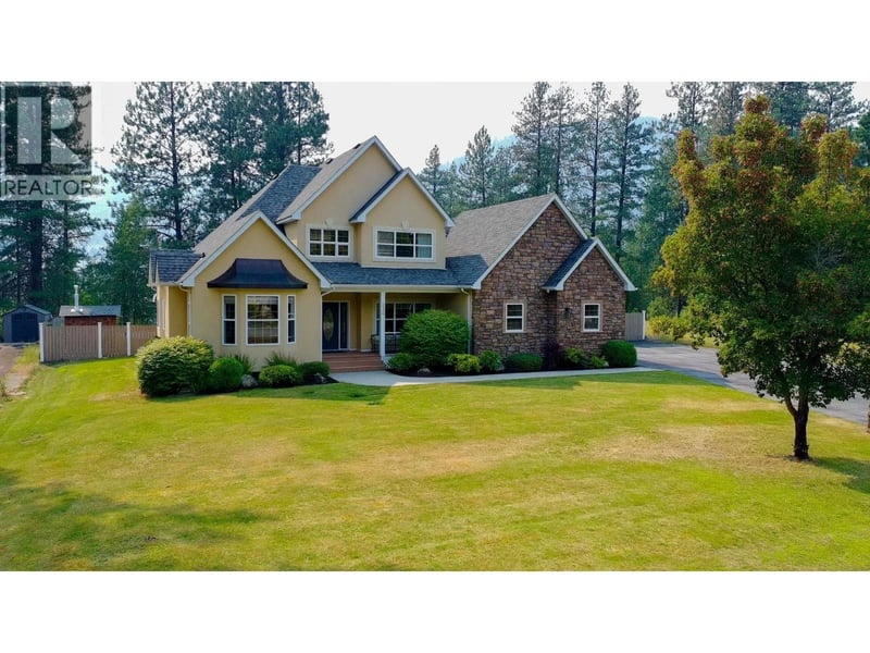 230 Prospect Drive, Grand Forks, British Columbia, V0H1H2, Grand Forks, British Columbia — photo 1 of 5