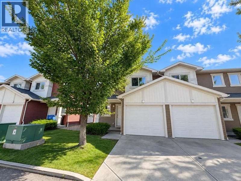 205 Silkstone Road West, Lethbridge, Alberta, T1J4J9, Lethbridge, Alberta — photo 1 of 5