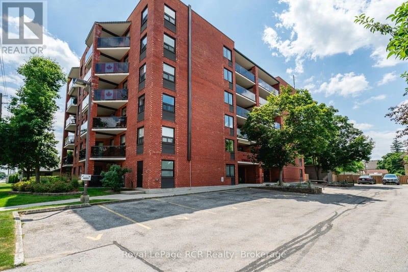 #606 536 11th Avenue, Hanover, Ontario, N4N2S4, Hanover, Ontario — photo 1 of 5