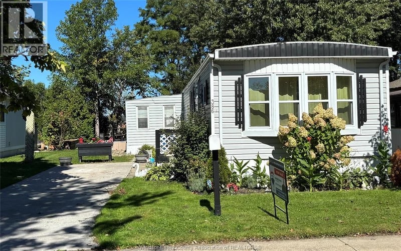 386 NORTH MALDEN, Essex, Ontario, N8M2V3, Essex, Ontario — photo 1 of 5