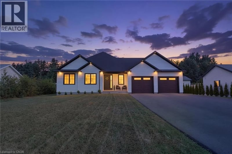 1463 NORFOLK COUNTY ROAD 21, Delhi, Ontario, N4B2W4, Delhi, Ontario — photo 1 of 5