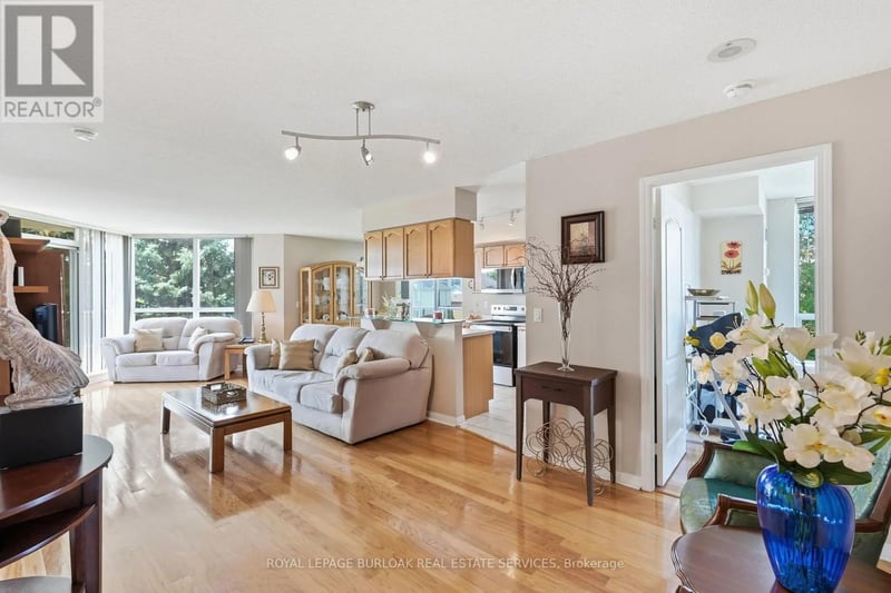 #301 1150 Parkwest Place, Mississauga (Lakeview), Ontario, L5E3K4, Mississauga (Lakeview), Ontario — photo 1 of 5
