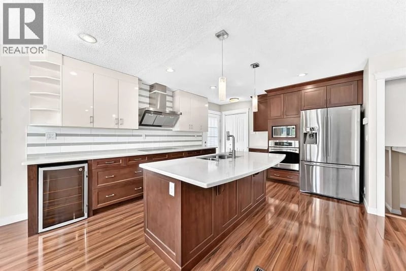 136 Midlawn Close Southeast, Calgary, Alberta, T2X1A8, Calgary, Alberta — photo 1 of 5