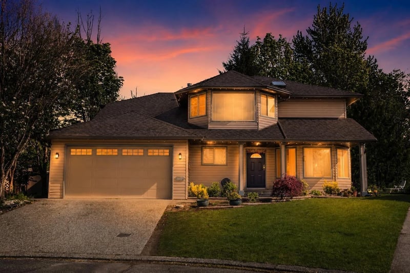 32507 QUALICUM Place, Abbotsford, British Columbia, V2T5A6, Abbotsford, British Columbia — photo 1 of 5