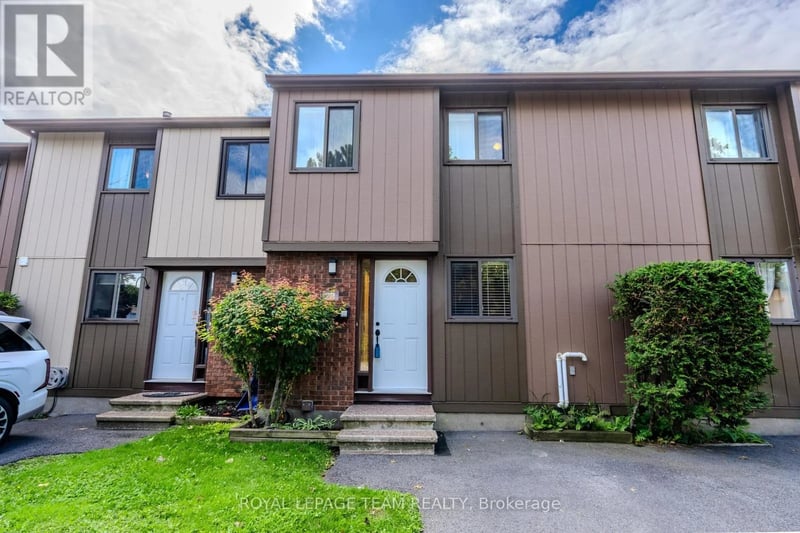 #B 2 Larkshire Lane, Ottawa, Ontario, K2J1Y6, Ottawa, Ontario — photo 1 of 5