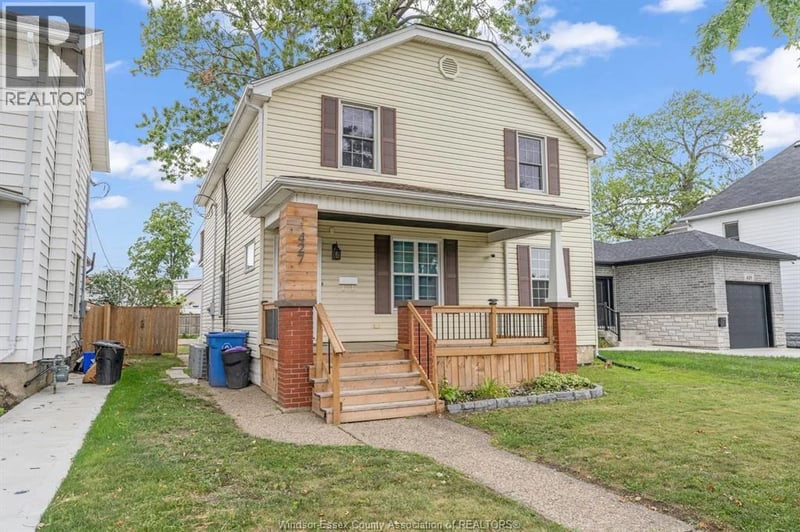 427 CAMERON, Windsor, Ontario, N9B1Y9, Windsor, Ontario — photo 1 of 5
