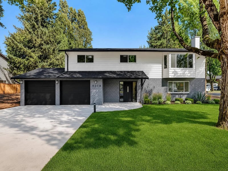 9270 149 Street, Surrey, British Columbia, V3R7B3, Surrey, British Columbia — photo 1 of 5