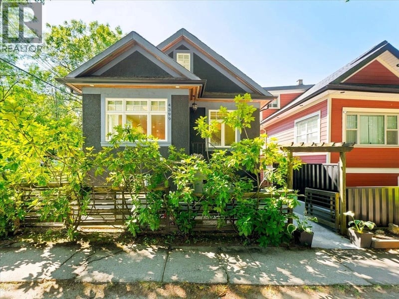 4399 QUEBEC Street, Vancouver, British Columbia, V5V3L4, Vancouver, British Columbia — photo 1 of 5