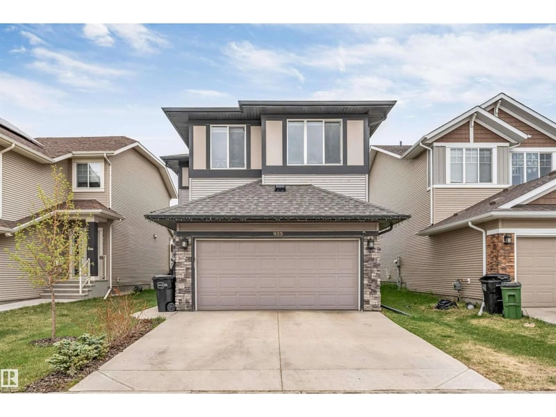 933 McConachie BV NW, Edmonton, Alberta, T5Y3X5, Edmonton, Alberta — photo 1 of 5