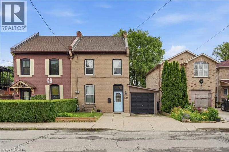 356 HUGHSON Street North, Hamilton, Ontario, L8L4N1, Hamilton, Ontario — photo 1 of 5