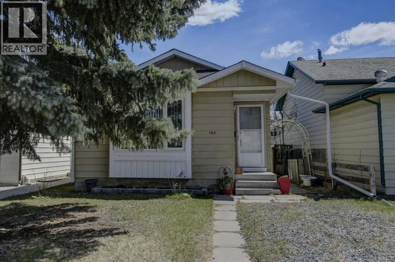 184 Erin Croft Crescent Southeast, Calgary, Alberta, T2B2V1, Calgary, Alberta — photo 1 of 5