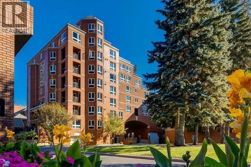 400 Eau Claire Avenue Southwest, Calgary, Alberta, T2P4X2, Calgary, Alberta — photo 1 of 5