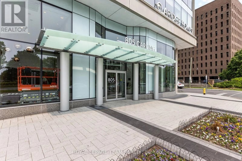 #901 805 Carling Avenue, Ottawa, Ontario, K1S5W9, Ottawa, Ontario — photo 1 of 5