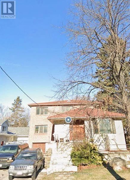 16 Connaught Avenue, Toronto (Newtonbrook West), Ontario, M2M1G6, Toronto (Newtonbrook West), Ontario