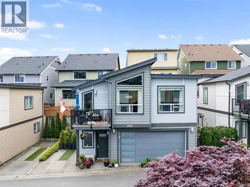 1005 Boeing Close, Langford, British Columbia, V9B0R2, Langford, British Columbia — photo 1 of 5