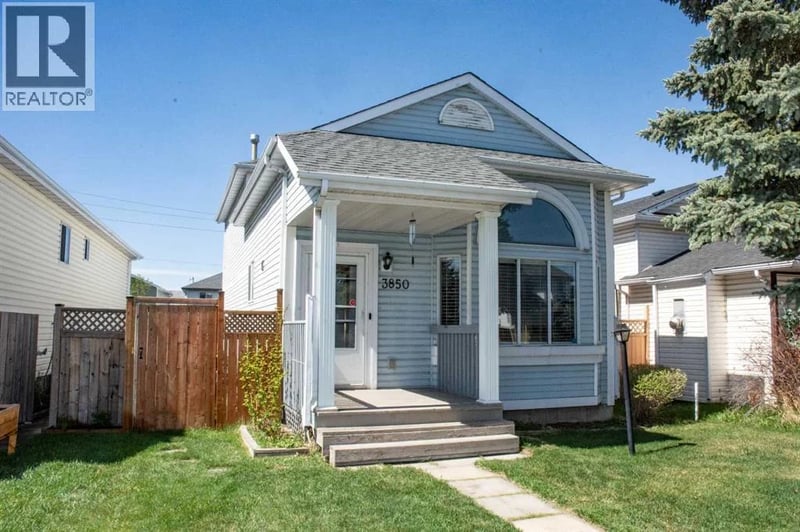 3850 Catalina Boulevard Northeast, Calgary, Alberta, T1Y6Y4, Calgary, Alberta — photo 1 of 5