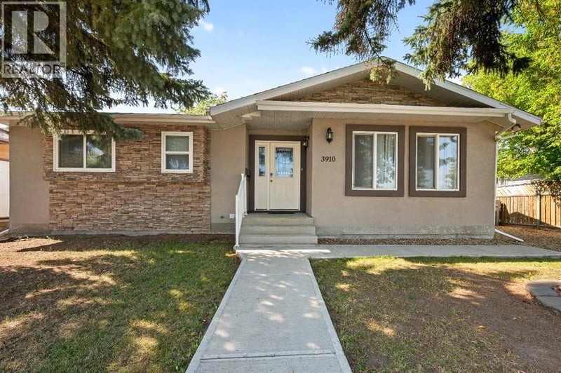 3910 57 Avenue, Lloydminster, Alberta, T9V2B5, Lloydminster, Alberta — photo 1 of 5