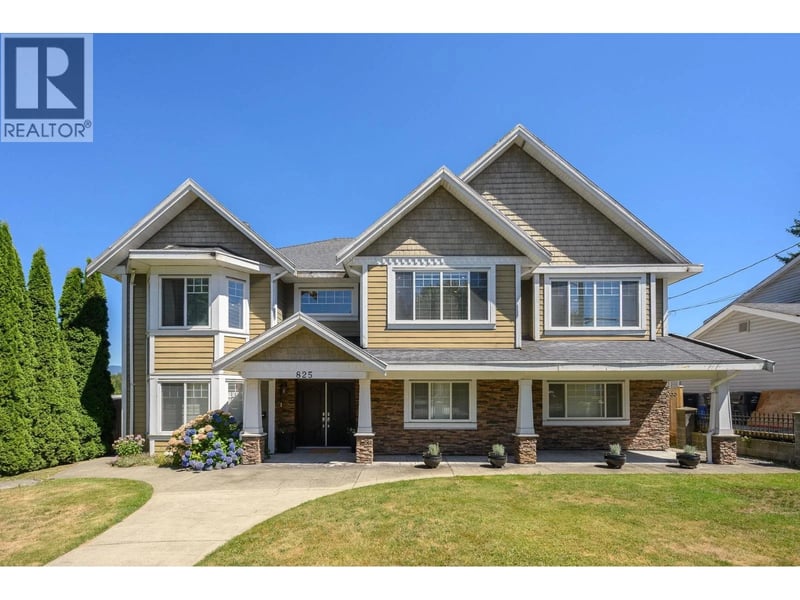 825 ROBINSON Street, Coquitlam, British Columbia, V3J4G4, Coquitlam, British Columbia — photo 1 of 5