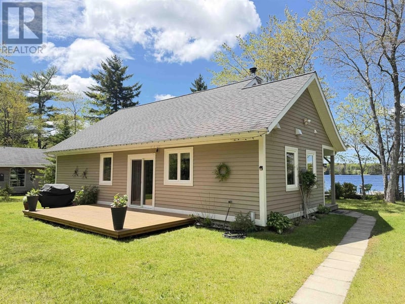 137 Beaver Point Road, North Kemptville, Nova Scotia, B5A5X9, North Kemptville, Nova Scotia — photo 1 of 5