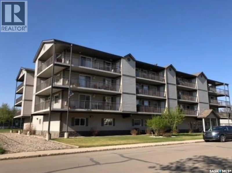 205 701 Henry STREET, Estevan, Saskatchewan, S4A2B7, Estevan, Saskatchewan — photo 1 of 5
