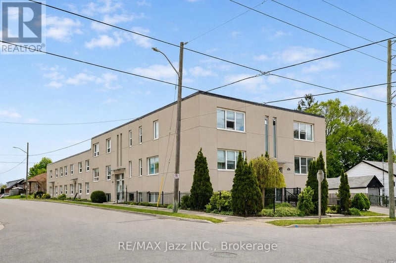#1 209 Stacey Avenue, Oshawa (Central), Ontario, L1H5A6, Oshawa (Central), Ontario — photo 1 of 5