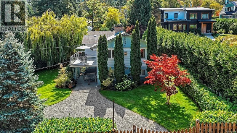 155 Seaview Avenue, Salt Spring, British Columbia, V8K1S4, Salt Spring, British Columbia — photo 1 of 5