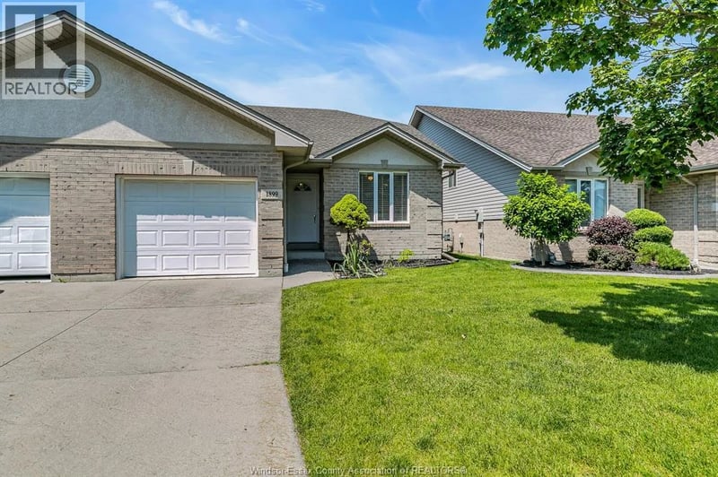 1899 CASTLETON Avenue, Windsor, Ontario, N8P1P6, Windsor, Ontario — photo 1 of 5