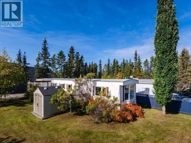 100 SANDPIPER DRIVE, Whitehorse, Yukon, Y1A6B6, Whitehorse, Yukon — photo 1 of 5