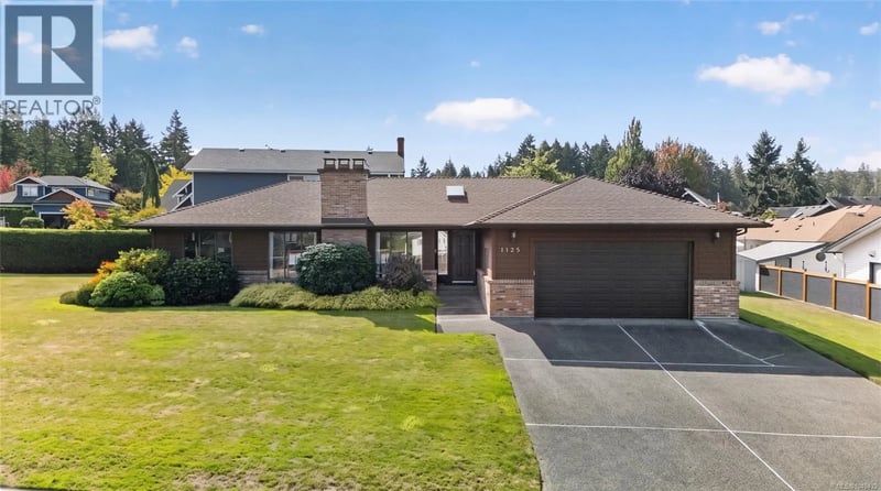 1125 Marin Park Drive, Central Saanich, British Columbia, V8M1E8, Central Saanich, British Columbia — photo 1 of 5