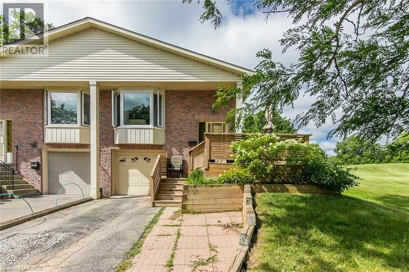 #B 274 NORTHLAKE Drive, Waterloo, Ontario, N2V1A9, Waterloo, Ontario — photo 1 of 5