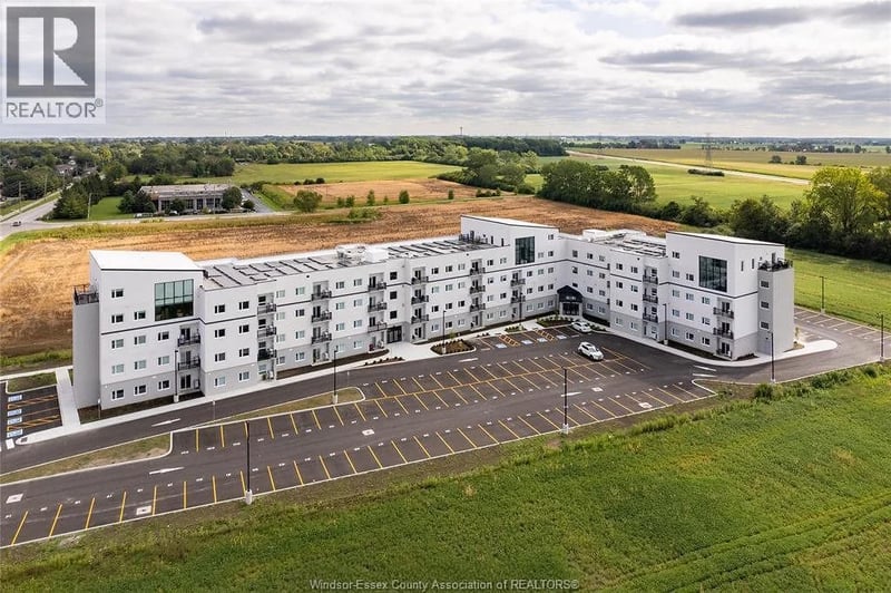 #404 1900 6TH CONCESSION, LaSalle, Ontario, N9H1J5, LaSalle, Ontario — photo 1 of 5