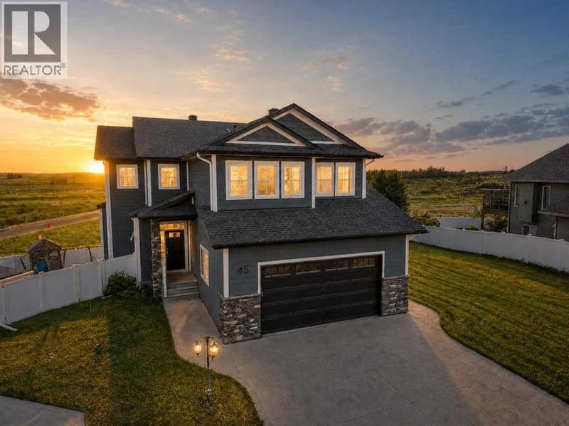 45 Alderwood Close, Blackfalds, Alberta, T4M0L9, Blackfalds, Alberta — photo 1 of 5