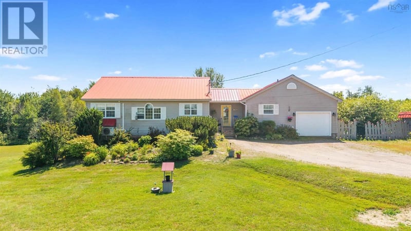 392 BIRCH HILL Road, Bass River, Nova Scotia, B0M1B0, Bass River, Nova Scotia — photo 1 of 5