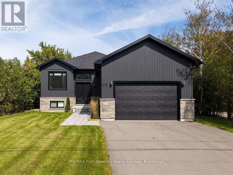 91 Summer View Avenue, Collingwood, Ontario, L9Y3Z1, Collingwood, Ontario — photo 1 of 5