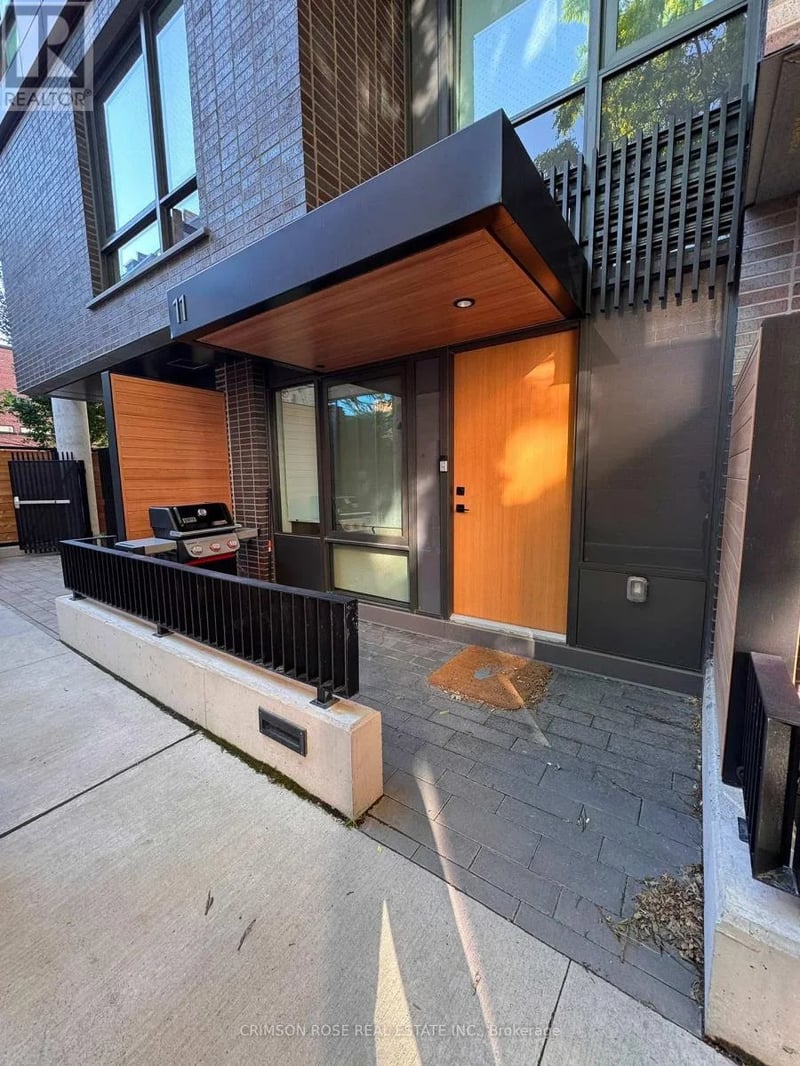 #TH113 28 Eastern Avenue, Toronto (Moss Park), Ontario, M5A0Y2, Toronto (Moss Park), Ontario — photo 1 of 5
