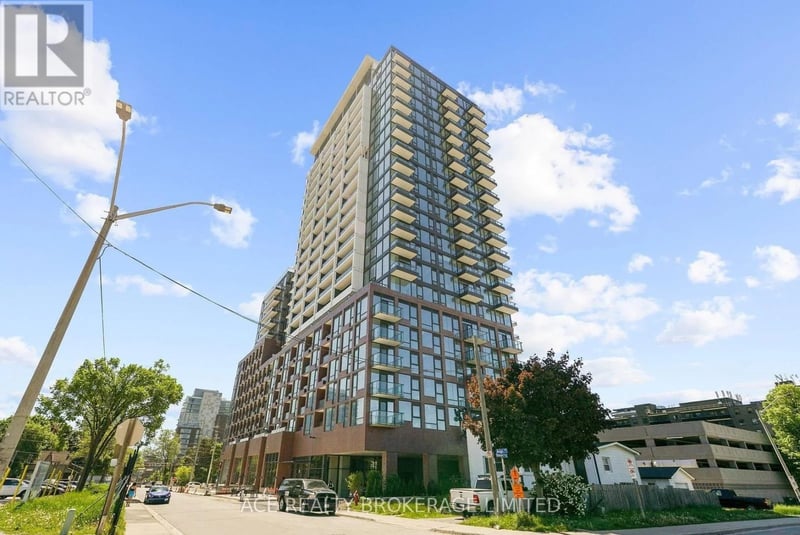 #1116 28 Ann Street, Mississauga (Port Credit), Ontario, L5G3G1, Mississauga (Port Credit), Ontario — photo 1 of 5
