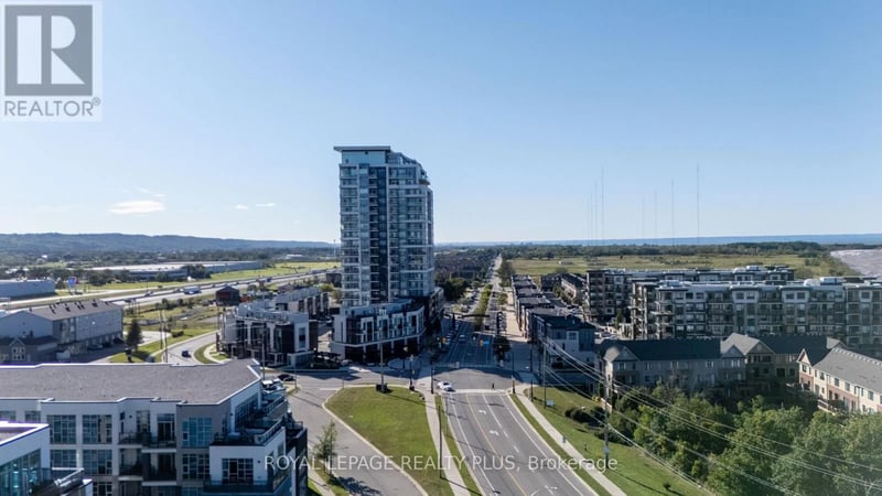 #306 16 Concord Place, Grimsby (Grimsby Beach), Ontario, L3M0J1, Grimsby (Grimsby Beach), Ontario — photo 1 of 5