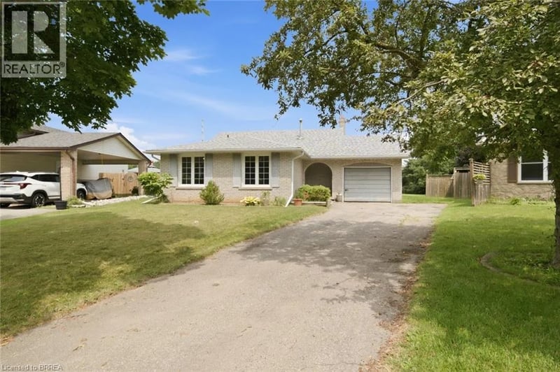 7 SIGURD JENSEN Court, Brantford, Ontario, N3R6Y8, Brantford, Ontario — photo 1 of 5
