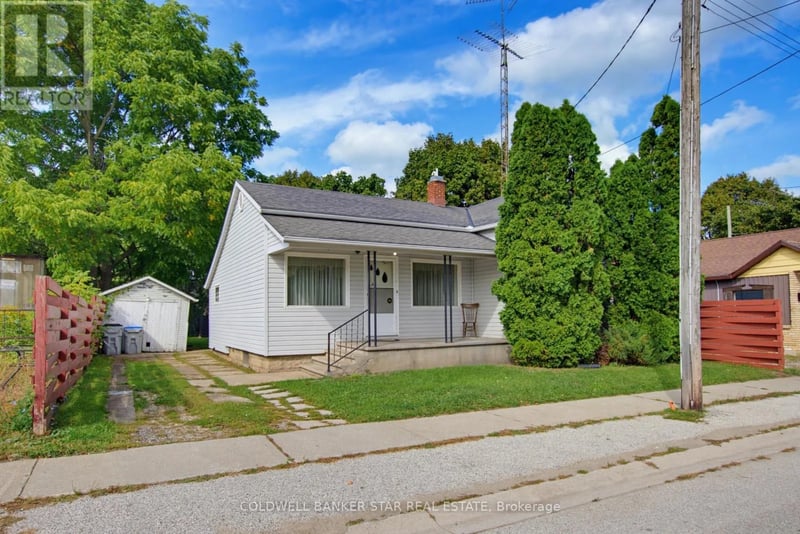 14 Washington Street, Lambton Shores (Forest), Ontario, N0N1J0, Lambton Shores (Forest), Ontario — photo 1 of 5