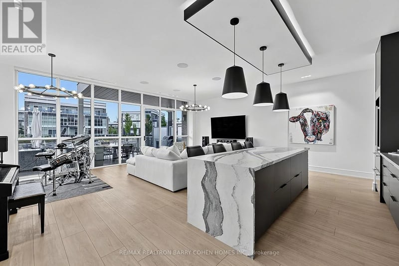 3674 Ferretti Court, Innisfil, Ontario, L9S0N6, Innisfil, Ontario — photo 1 of 5