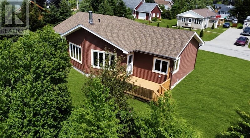 16 Mountain View Place, Deer Lake, Newfoundland & Labrador, A8A3J6, Deer Lake, Newfoundland & Labrador — photo 1 of 5