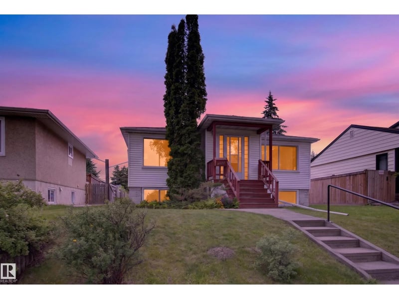 10640 79 ST NW, Edmonton, Alberta, T6A3H4, Edmonton, Alberta — photo 1 of 5