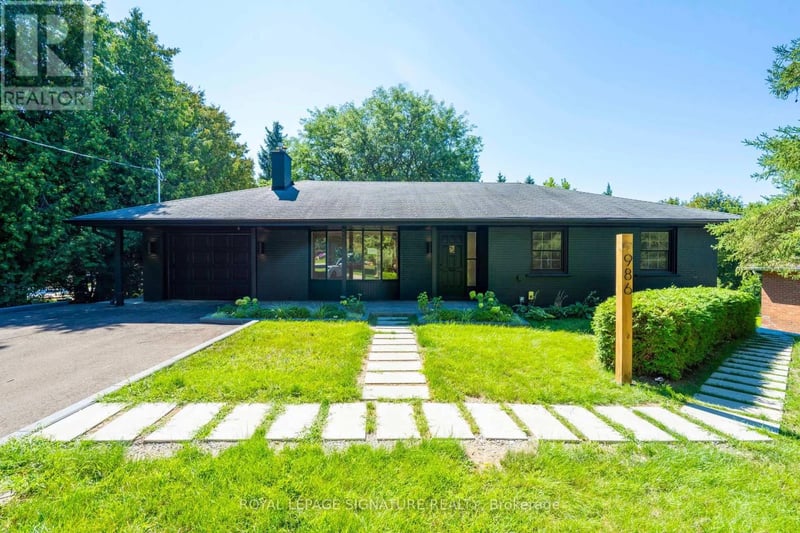 #1 986 Srigley Street, Newmarket (Gorham-College Manor), Ontario, L3Y1Y3, Newmarket (Gorham-College Manor), Ontario — photo 1 of 5