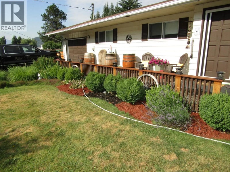 817 Kimberley Avenue, Greenwood, British Columbia, V0H1J0, Greenwood, British Columbia — photo 1 of 5