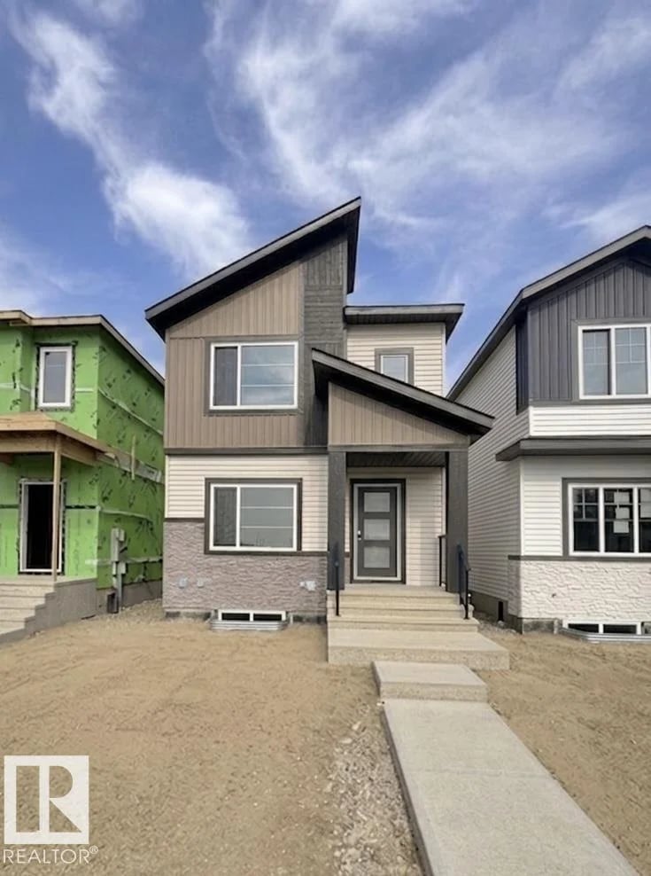 1519 211 Street NW, Edmonton, Alberta, T6M3P2, Edmonton, Alberta — photo 1 of 5