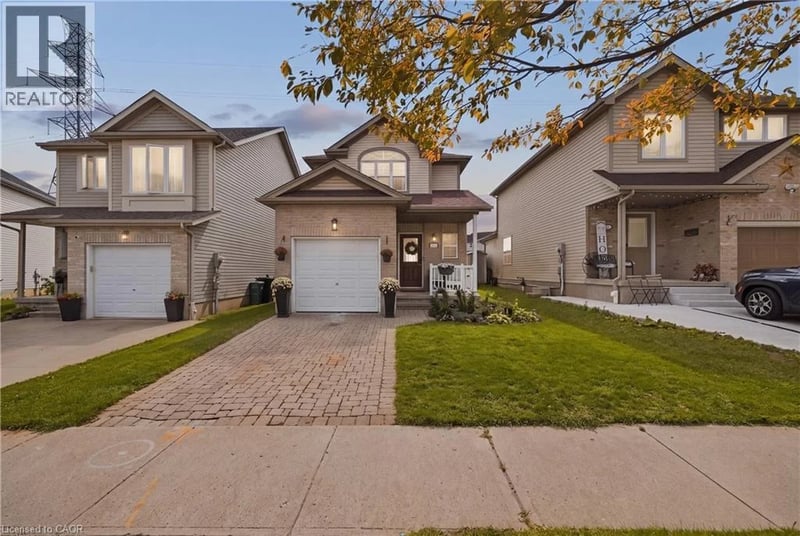 116 HENHOEFFER Crescent, Kitchener, Ontario, N2E4H3, Kitchener, Ontario — photo 1 of 5