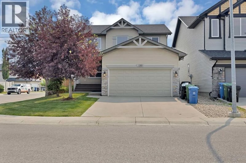 130 Panamount Road Northwest, Calgary, Alberta, T3K0H6, Calgary, Alberta — photo 1 of 5